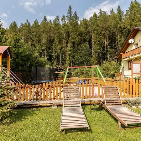 Zielona Owieczka Apartment Niedzica Zamek